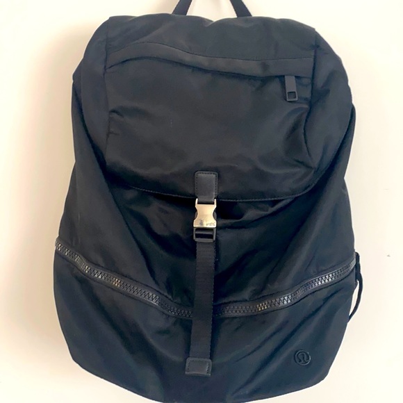 lululemon athletica Handbags - 17L city adventurer backpack
